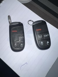 بصمات للبيع عدد ٣ اصليات ٢٠٢٣   الوحدة ع ٧٥  ٠٧٧٠٧٨٣٦٨٢٣