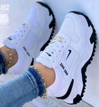 ملابس • سعر ثابت • عرض خاص