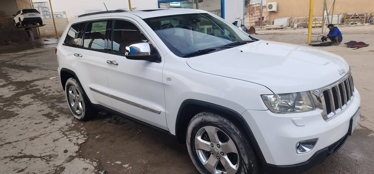 جيب لاريدو خليجي ١٣
مكفوله من الصبغ ولبارد رقم بغداد 
مكاني تكريت 
***********
