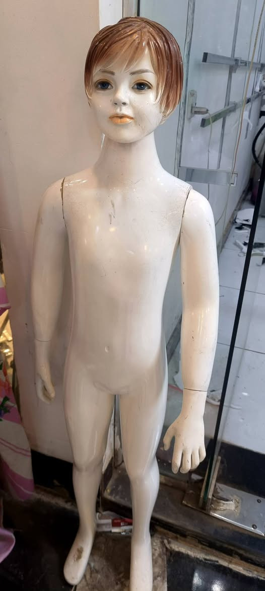 مليكانات اطفال للبيع نضيفات 
***********
