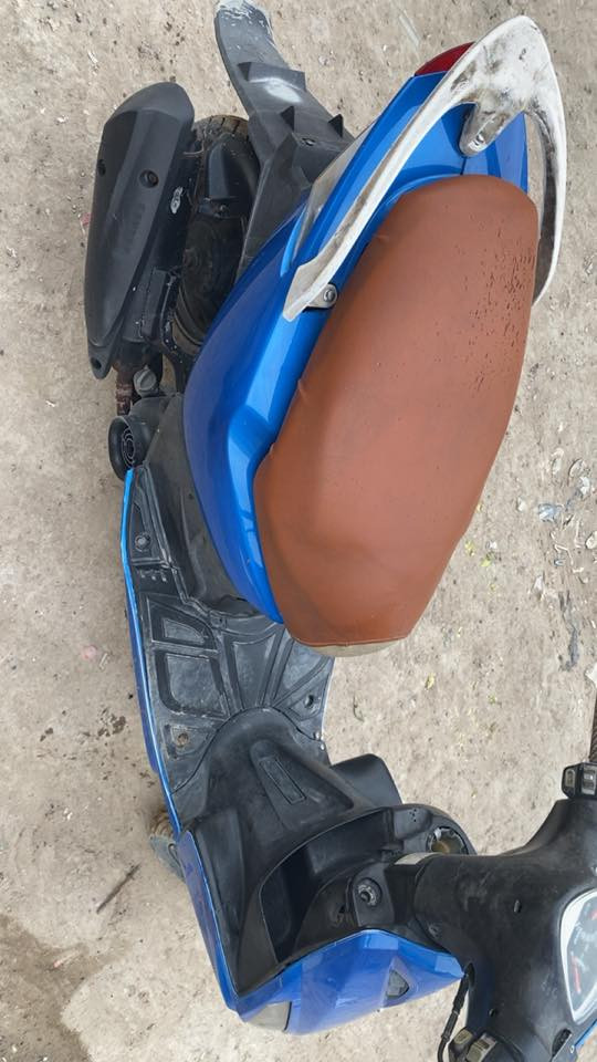 السلام عليكم ماكس مضلع للبيع
دراجه جديده وخير من الله مناقصها برغي 
متواجد واتساب فقط ***********
