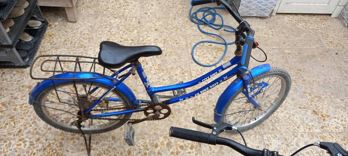 من رخصة الأدمن  ثنينهن للبيع حجم 20 كلش نظيفات اصليات  80 الف قفل ***********  الشعب نهاية الفورتات
