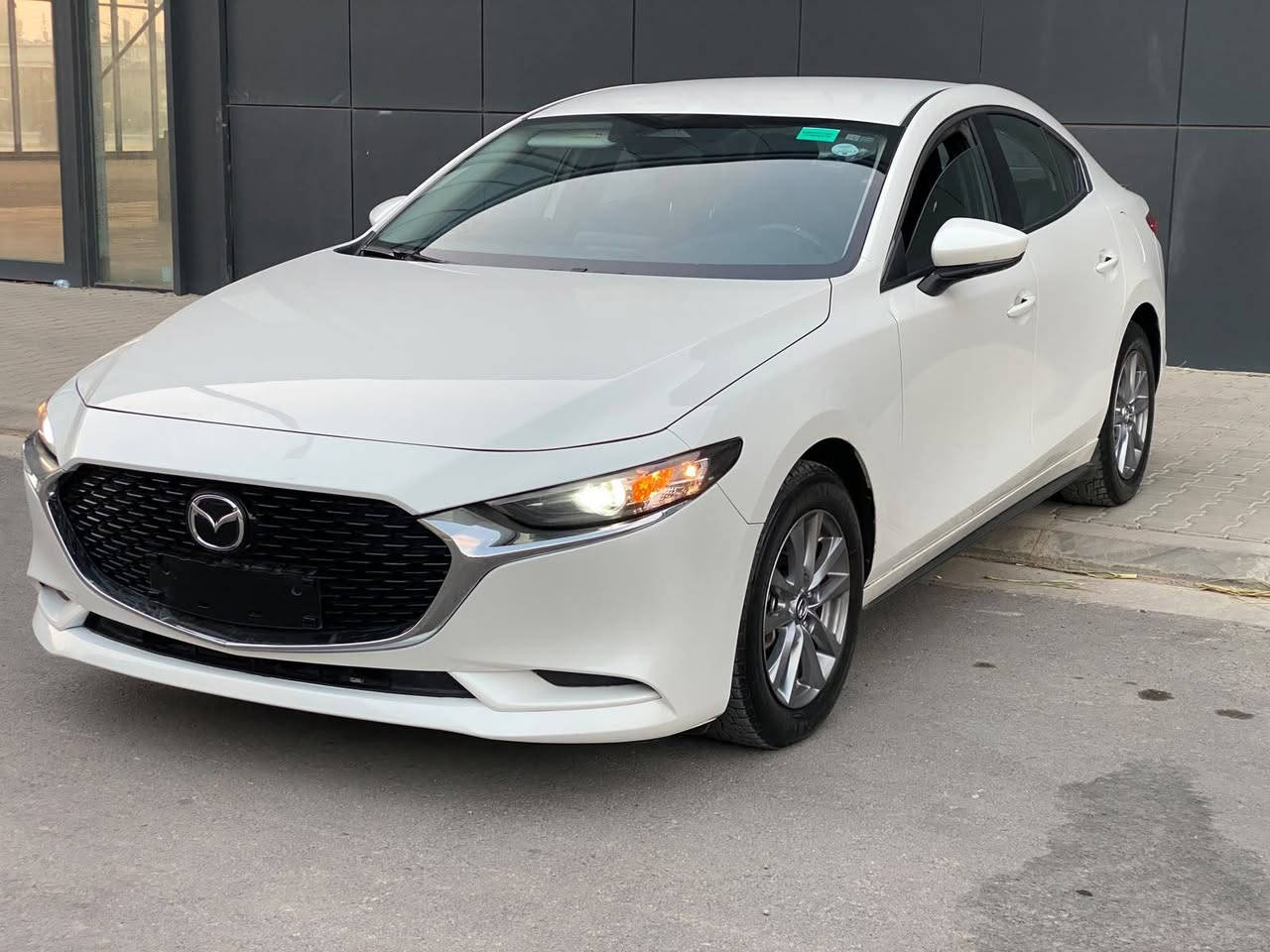 Mazda 3 select 2025 2.5 ***********
ڕەنگ سپی . مواسەفات . بەسمە . شاشە . کامێرا . ڕادری پێش و دوا لاتەنیشت . برێک بەسمە . 8000 هەزار ڕۆشتوە کلین تایتڵ پێش و دوای کەپسە  تەنها پەڵەیەک pdr  هەیە ئێرباگ نەتەقیوە . چاڵ و شوختی نیە . سعری 150$$ 
شوێن سلێمانی .. السليمانية, العراق

