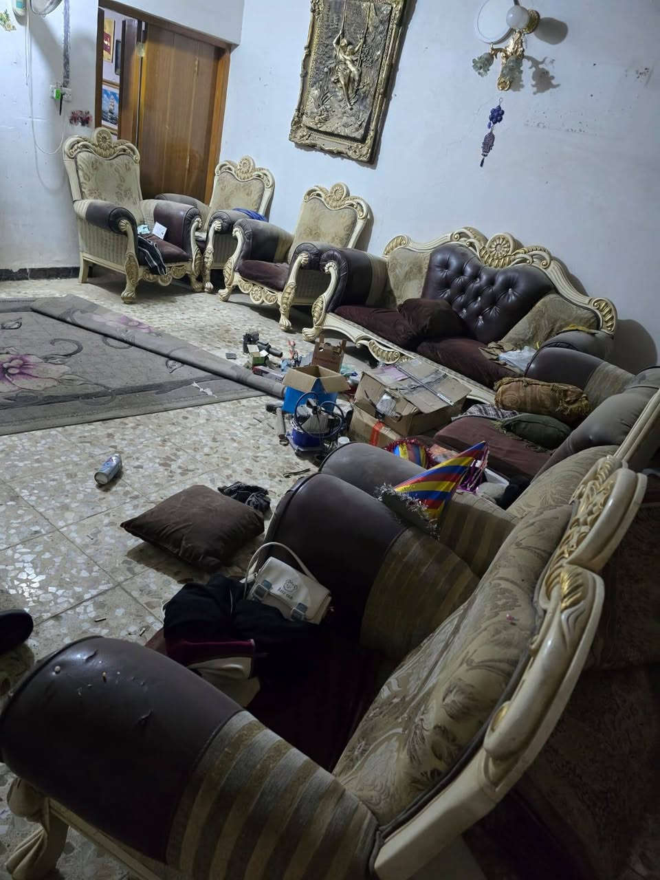 هذه الأغراض للبيع للاستفسار التفضل على الخاص


**إذا كنت صاحب هذا الإعلان وتريد حذفه لأي سبب، رجاءا أرسل رسالة إلى الدعم الفني**