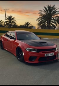 سلام. عليكم  دوح جارجر موديل 2023 وايد بدي اصدار لخير  محرك 6400  فول ...