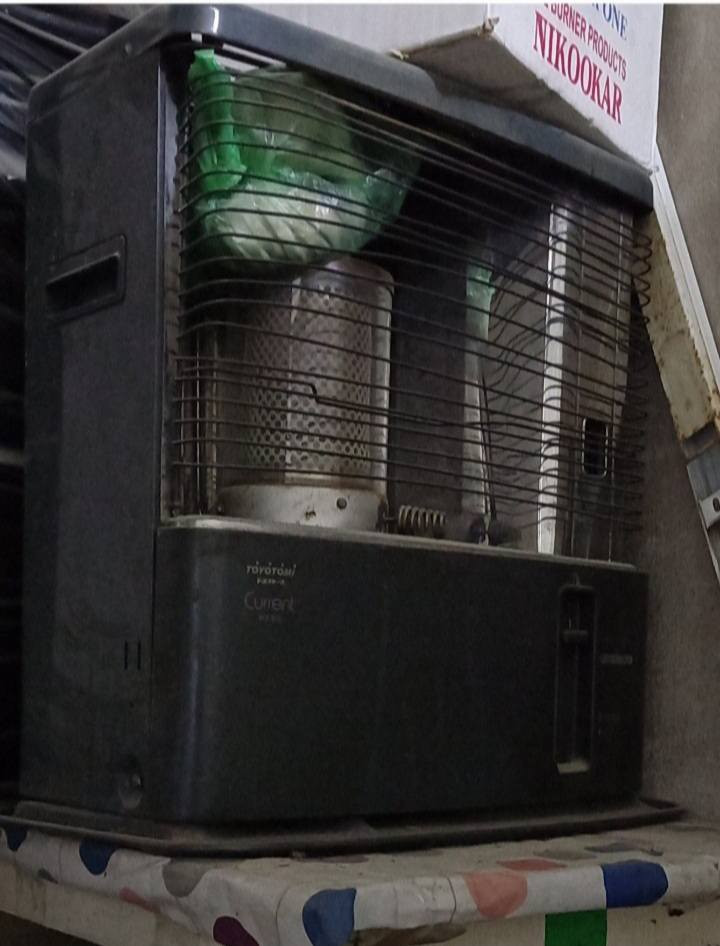 اغراض للبيع للاستفسار الاتصال عل الرقم ***********
