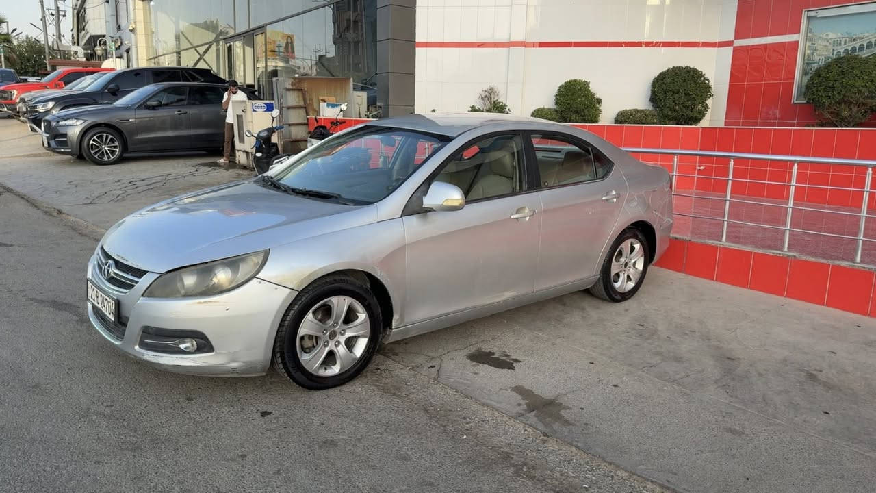 جاك j5
2014 
ئۆتۆماتیك
ناو زەرد
سەنەوی تازەیە
چوار پارچەی بۆیاخە بە عام بۆیاخ ئەیفڕۆشم
تەحویلو خرامە بەشەرت
لە سلێمانیم
بە پارەی رەقەم جنوبێك
سعری ٤٦ وەرەقە كەمێك معامەلە
***********
