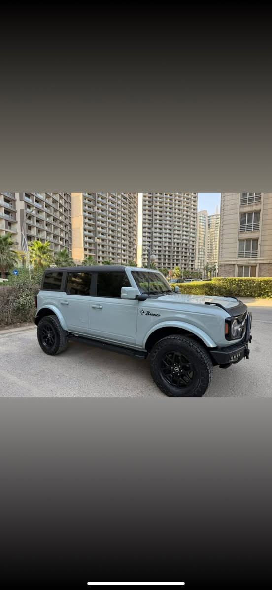 السلام عليكم للبيع فورد برونكو outer banks موديل 22 محرك 2.3 تيربو اربعة سلندر راح انزل كل التفاصيل بالصور مكاني بغداد اليرموك ورقم الهاتف ***********
