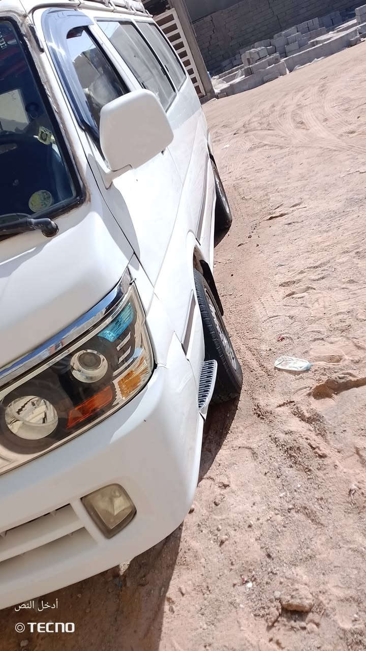 السلام عليكم سياره للبيع كيا جنبي ناصي موديل 10 معمره حزام مصبوغه جماليه مكان بصرهر سعر 60 وبيها مجال قليل***********
