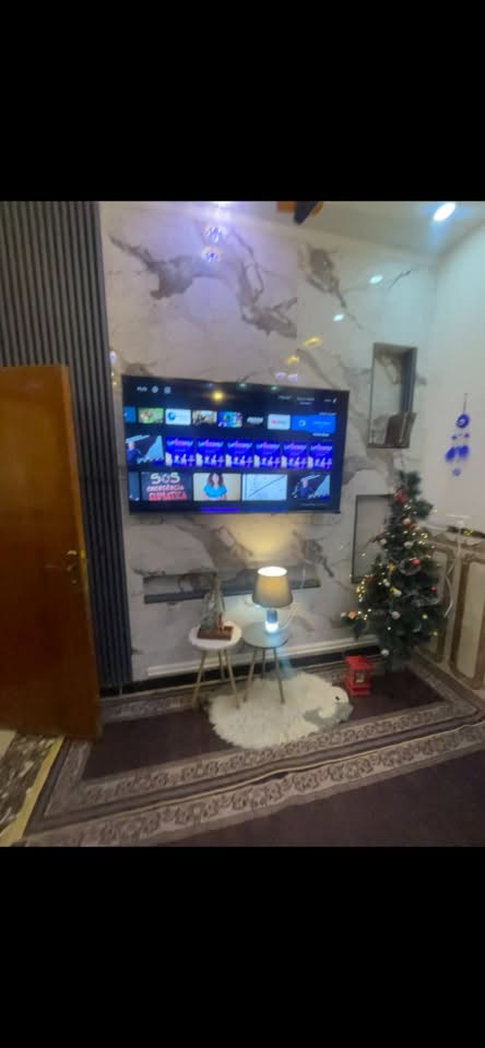 قطعه /100 متر للبيع
🏗️تتكون من طابق واحد 

🔺بناء حديث وجاهز للسكن 

📍العنوان بغداد /حي أور /ام الكبر والغزلان ثالثه منطقه ابو درع  

♦️السعر 93 مليون وقابل للتفاوض 

📞للاستفسار اكثر/***********

