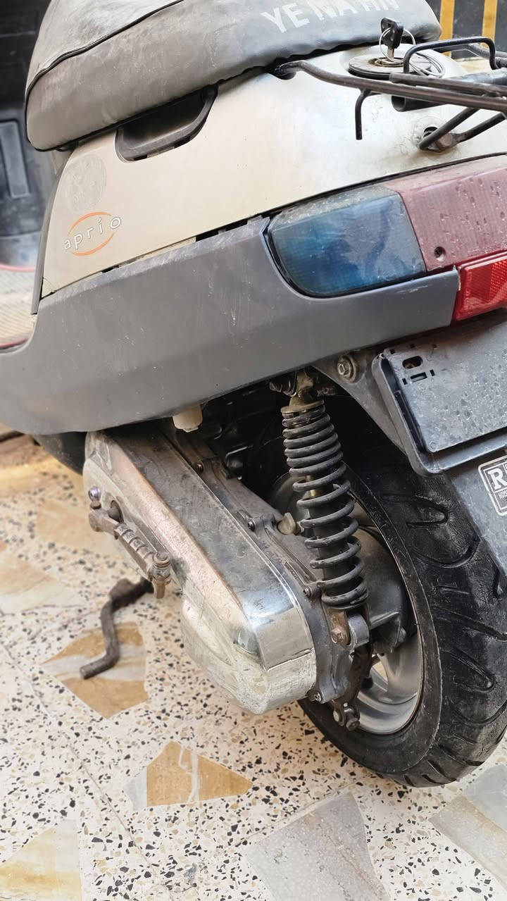 السلام عليكم دراجه زعره للبيع 60 مكفوله دراجه نظيفه اي نقص مابيه وغراضه كله اصلي لايت اصلي اشاير اصلي صفاحيات او ترايش اصلي خشم اصلي تايرات نظاف شرط الدراجه سلف هندر بأي وقت دراجه مال جناي البيع لعدم التفرغ الدراجه ناعمه واي صوت مابيه وكل خلل مابيه جاهزه من كلشي فقط بيه شخوط بالخشم وبالصفاحيات كما موظح بالصوره من اخذته هيج بيه وظايفله قبق هندر رياضي نيكل وكفرات اصلي وبيه فقط الكفر الامامي مرشوش كلير طبقه حمايه من اليابان وشايلن الزكات بس هوه اصلي اني فاتح الكفر وشايفه حبايب الشراي يتصل‎0787 546 2646 وخادم مكاني ديوانيه مركز حي الفرات السعر ب 550 وبيه مجال الي ماعنده ياخذه بلاش ترا غاسله قبل فتره وعايفه بالبيت لعدم التفرغ بالشغل
