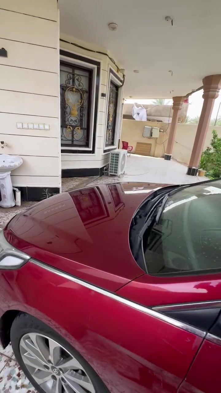 السلام عليكم سوناتا للبيع موديل ١٦ وارد أمريكي حادثة جنطة بسيط وتبديل قطعتين بدون دواخل فقط تبديل بنيد وجاملغ أمامي وبارد بالجاملغ الخلفي إصبعين  محرك كير حاوية تبريد ممتاز رقم بغداد مصفرة كاملة السعر110 وبيه مجال الشراي يتصل  وتساب متوفر ***********  مكان السيارة حله ناحية النيل
