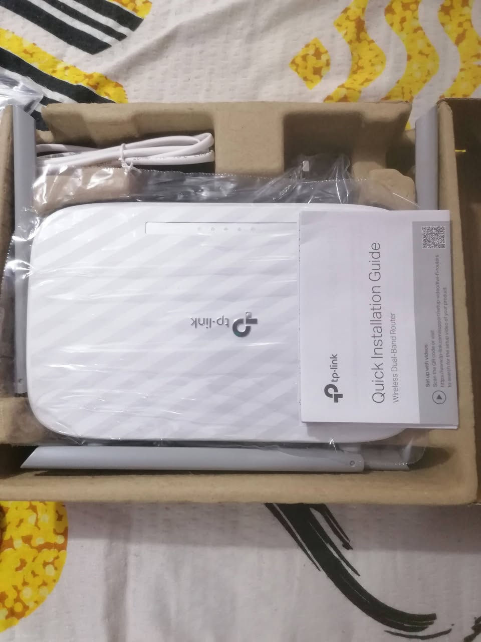 راوترات Tplink تيبلينك وراوتر نتكير m1 مع هوائي 2 وراوتر هواوي وجهاز عرض محتوى الموبايل على التلفاز بسعر 160 ال *********** الناصرية

