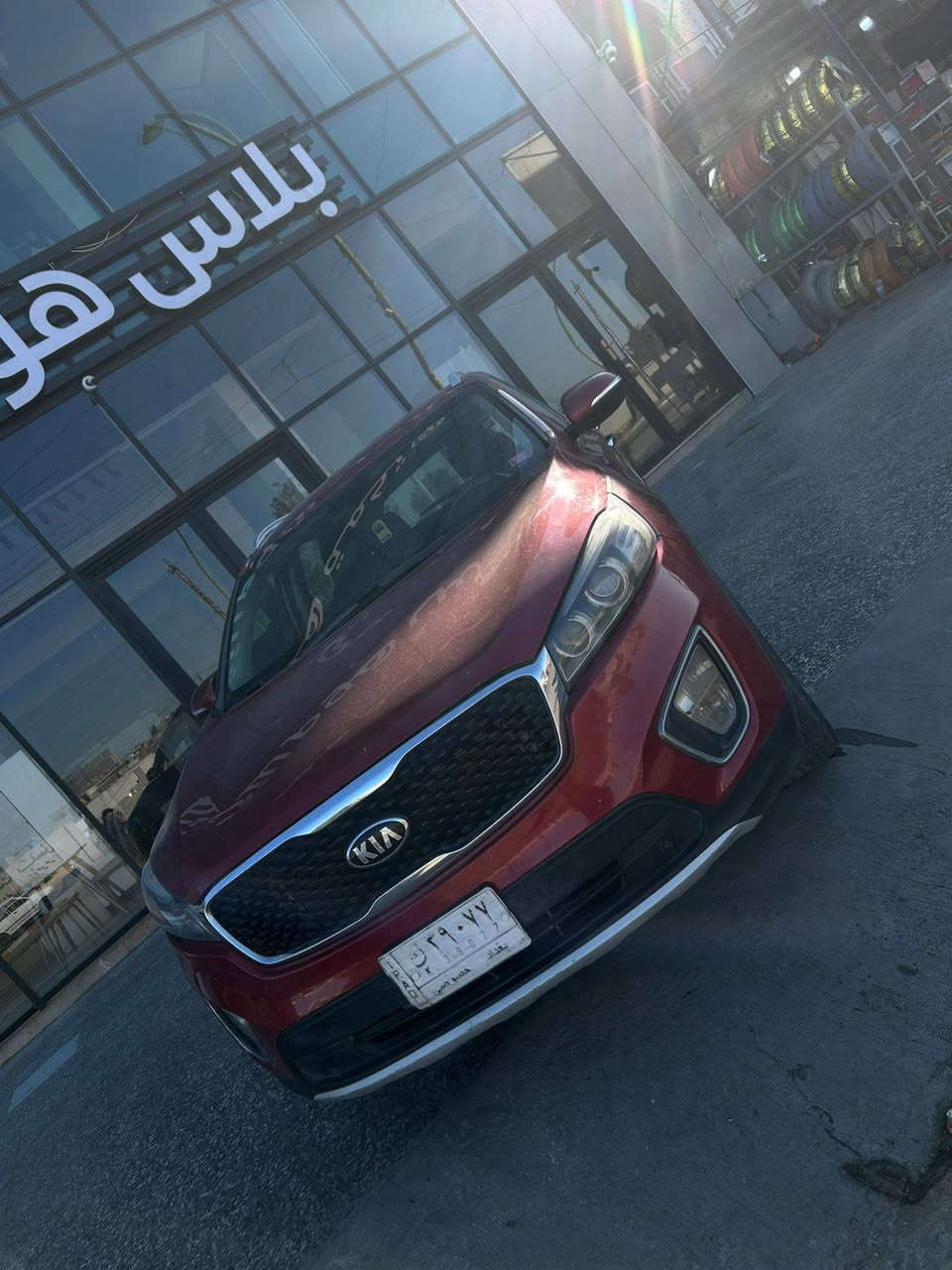 السلام عليكم ورحمه عندي سورنتو الى البيع موديل 2016 العنوان بغداد حي القاهره التفاصيل ع راقم ‏‪***********‬‏
