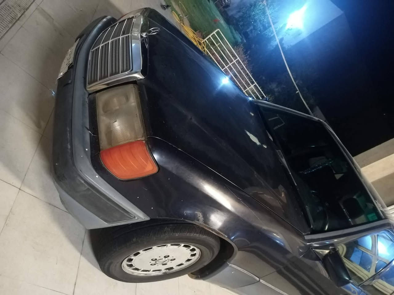 سلام عليكم  سياره مرسيدس دب موديل 88 محرك في في تي 3000 سياره مابيها قطره صبغ قواعد دبل سليمه السيارة رقمها نينوى مكان السيارة نجف /مكلف بالنشر الاستفسار حصراً على هذا الرقم غير متواجد على الماسنجر الرقم ***********
