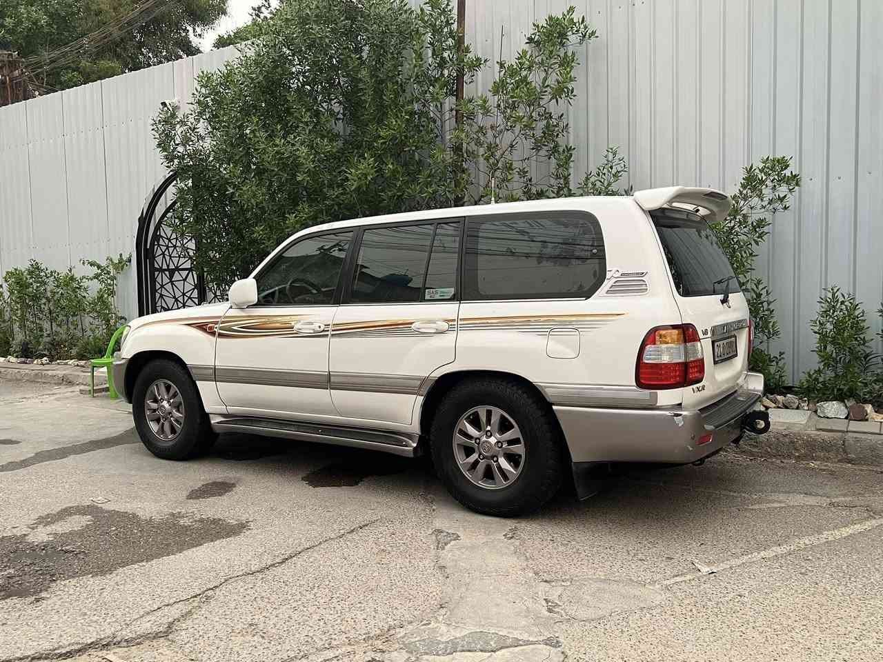 سلام عليكم لاند كروز للبيع مديل 2005 VXR
v8 فول مواصفات رقم سليمانيه باسمي  مكفوله كير مكينه تبريد 

صدر جديد تخم تاير شاهين 

٣قطع تبريد 

ثلاجه

استيرن ترحيب 

كشنات تحكم

جكات صعود نزول وباقي المواصفات معروفه

سعره 165$ وبيه مجال بسيط مكاني بغداد بنوك***********
