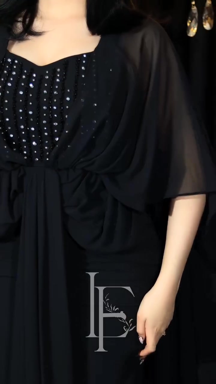 فستان 👗 ✨خامة تركية راقية وكوالتي عالي.
📏متوفر من مقاس 38 الى 54

✅تكدر ترجع اذا مو نفس المعروض ونفس الجودة ✅

📩 للحجز والاستفسار راسلونه دايركت💞

🎀 لكل قطعة حكاية جميلة تزرع ذكره 💞
#فساتين #فساتين_سهرة #فساتين_مكياج #فساتين_انستقرام #فساتين_راقيه
#عبايات #عباية_كشخه #عباية_فخمه #عبايات_خليجية #عبايات_انستقرام
#بشت #بشت_رجالي #بشت_فخم #بشتات #بشت_خليجي
#قفطان #قفطان_مغربي #قفطان_راقي #قفطان_انستقرام
#ستايل #موضة #اناقة #ازياء #fashion #outfit #luxuryfashion
#عروض_ملابس #تسوق_اونلاين #ستايل_راقي #تصميم_ازياء
#ترند #اكسبلور #explore #viral #reels


**إذا كنت صاحب هذا الإعلان وتريد حذفه لأي سبب، رجاءا أرسل رسالة إلى الدعم الفني**