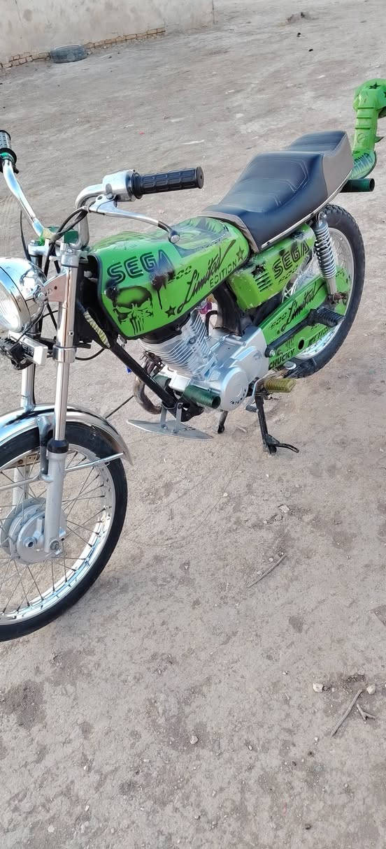 دراجة البيع موديل ٢٥ دراجة نضيفه خير من الله كلك العنوان الإصلاح السعر ٥٠٠ وبيه مجال ***********
