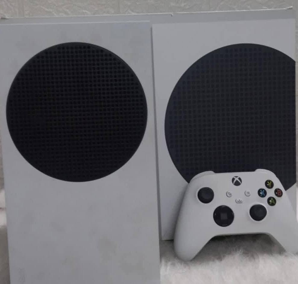 🎮 للبيع Xbox Series S إصدار 2023 – بحالة الوكالة 🎮🔥

إذا تبحث عن جهاز نظيف ومضمون، فهذا أفضل خيار لك.

✅ إنتاج: أكتوبر 2023
✅ تم شراؤه في شهر 7 / 2024 
✅ استعمال فعلي 3 أشهر فقط بسبب الدراسة
✅ الجهاز غير مفتوح وفول نظافة، بدون أي عطل أو مشكلة

📦 المرفقات:
🎮 يد تحكم أصلية
🔋 بطاريتان قابلة للشحن + قاعدة شحن
ملحقات الجهاز الاصلية 

💽يوجد هارد خارجي 500GB
⌨️ يوجد  كيبورد Redragon Fizz RGB الميكانيكي مع كرتونه

🎮 الجهاز يعمل بكفاءة 100%، وكل شيء فيه بحالة ممتازة كما هو موضح في الصور.

💰 السعر: 450,000 
📍 الموقع: الموصل


**إذا كنت صاحب هذا الإعلان وتريد حذفه لأي سبب، رجاءا أرسل رسالة إلى الدعم الفني**