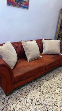 عيوني تخم قنفات مستخدم بس نظيف جدا مكانه الحريه الاولئ السعر ٤٥٠ الي ي...