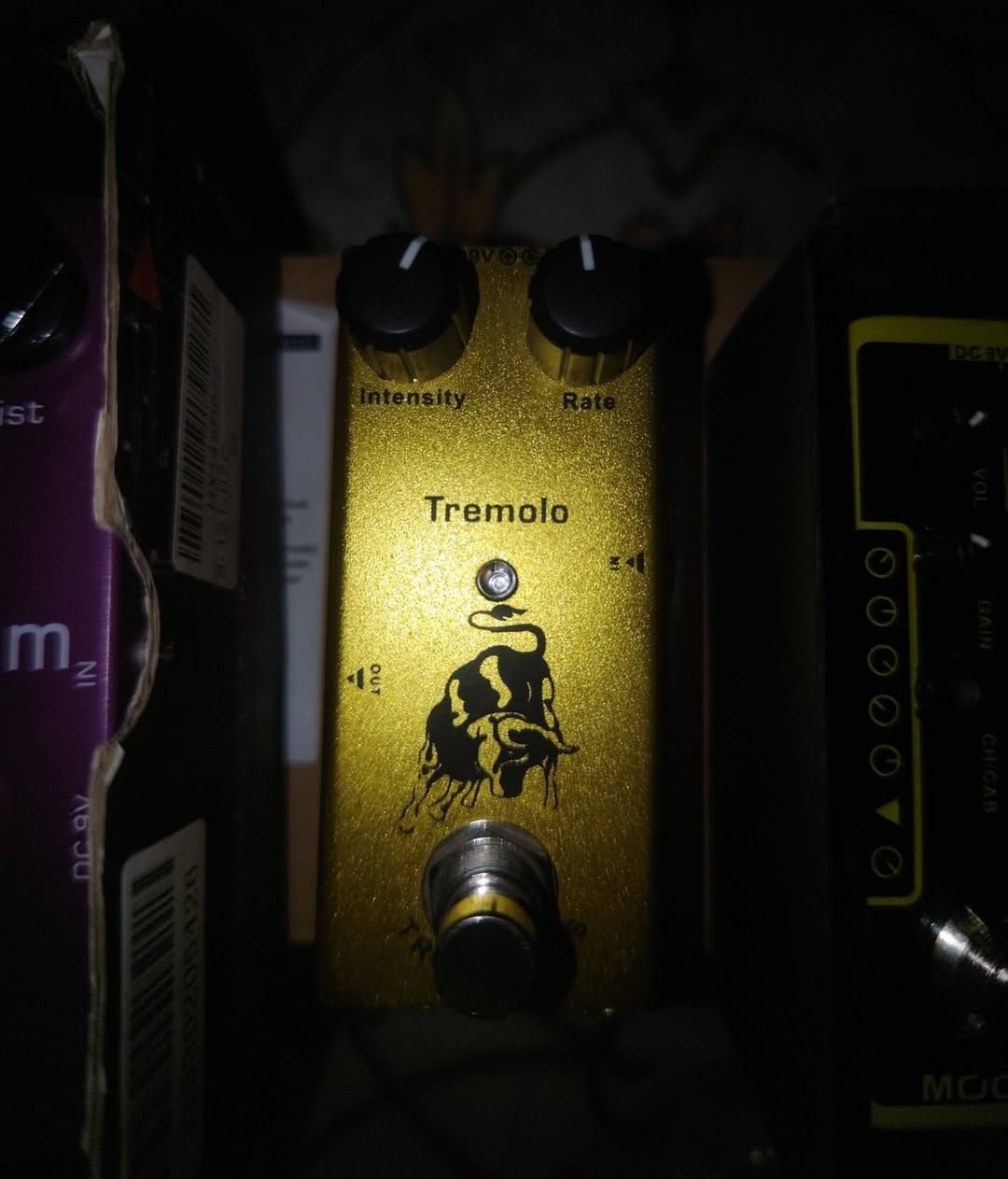 كل عام وانتم بخير وسلامة ٫ شلعة ب 35  
 Preamp
 Tremolo 
 Distortion


**إذا كنت صاحب هذا الإعلان وتريد حذفه لأي سبب، رجاءا أرسل رسالة إلى الدعم الفني**