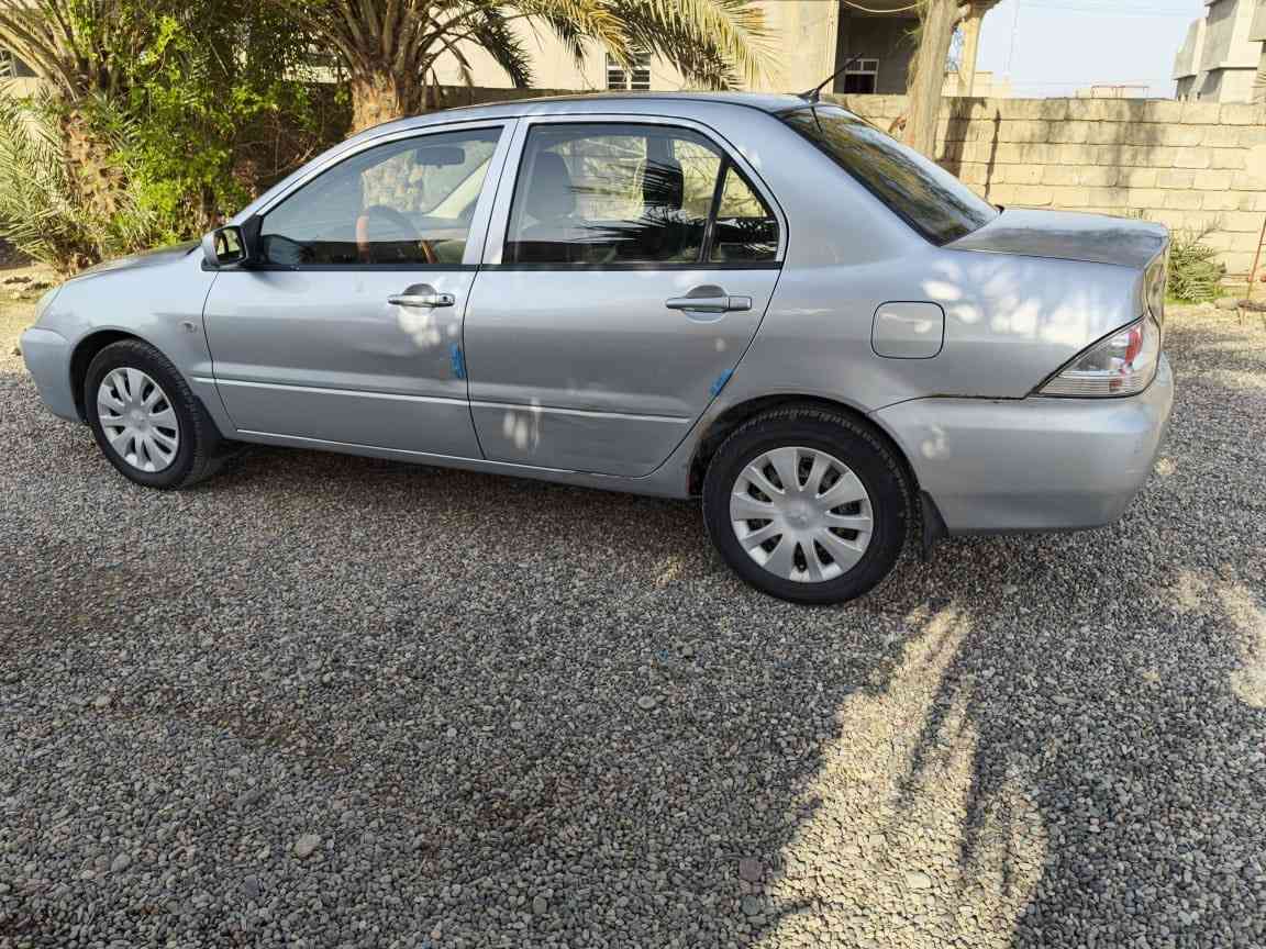 للبيع مستبوشي لانسر رقم صلاح الدين اللماني موديل 2011 خاليه من الضرر گير محرك شرط كير توماتيك صدر جديد طخم تاير جديد. تبريد تدفئه شغاله السعر 79 للاستفسار ***********
