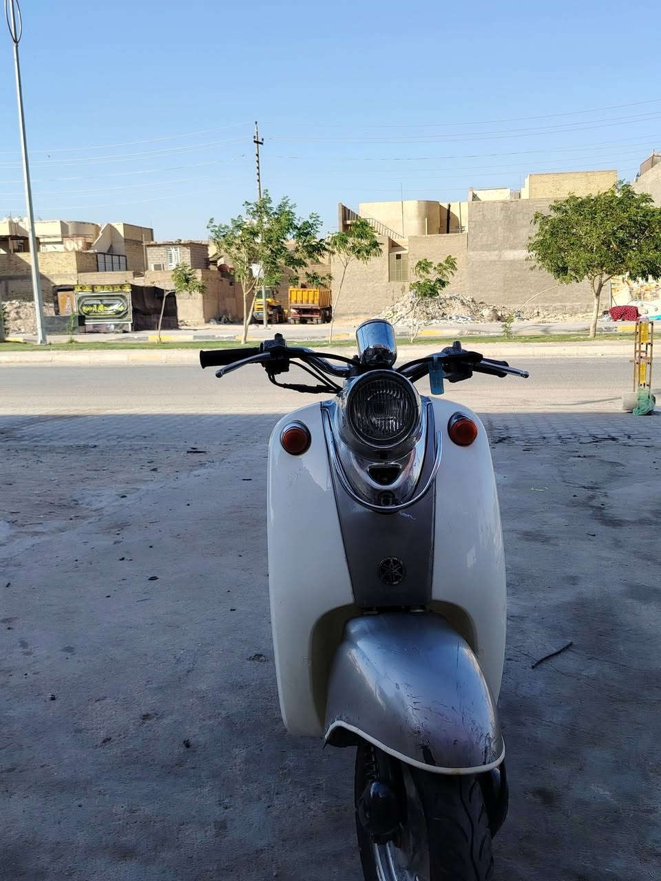 اسلام عليكم من رخصة لادمن دراجه ٦٠ كلاسك البيع محرك خير من الله شاصي مكفول تواير جديد دبل أمامي وخلفي جديد كهرباء كلها شغاله اشاير لايت هورن كله شغال
السعر ٢٥٠ وبيها مجال قليل حق الجيه فقط مكاني كربلاء حي السلام ***********
