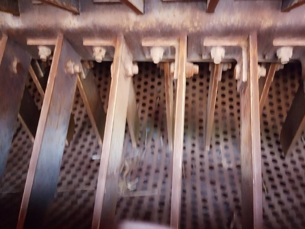 سلام عليكم عندي تبانة هارمك نضيفة هية وعرباينهة ناحيت جلولاء سعر مناسب ‏‪***********‬‏
