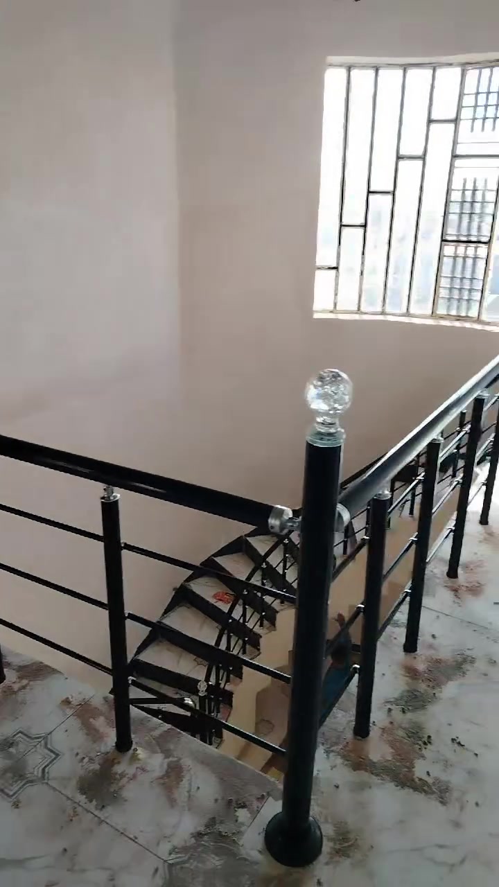 معمل العبيدي أبواب وشبابيك pvc البلاستك ول المنيوم   محجرات الدرج وبواب التركيه الداخليه ول خارجيه   اسعار مناسبه العنوان العلم دبي مجاور معمل ثلج دبي استفسار على الرقم ***********
