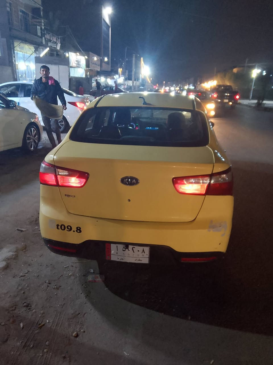 السلام عليكم للبيع كيه ريو موديل
2012 المكينه يرادلها رنكات يعني تفتح مكينه السعر 80 وبيها مجال الرقم ***********
