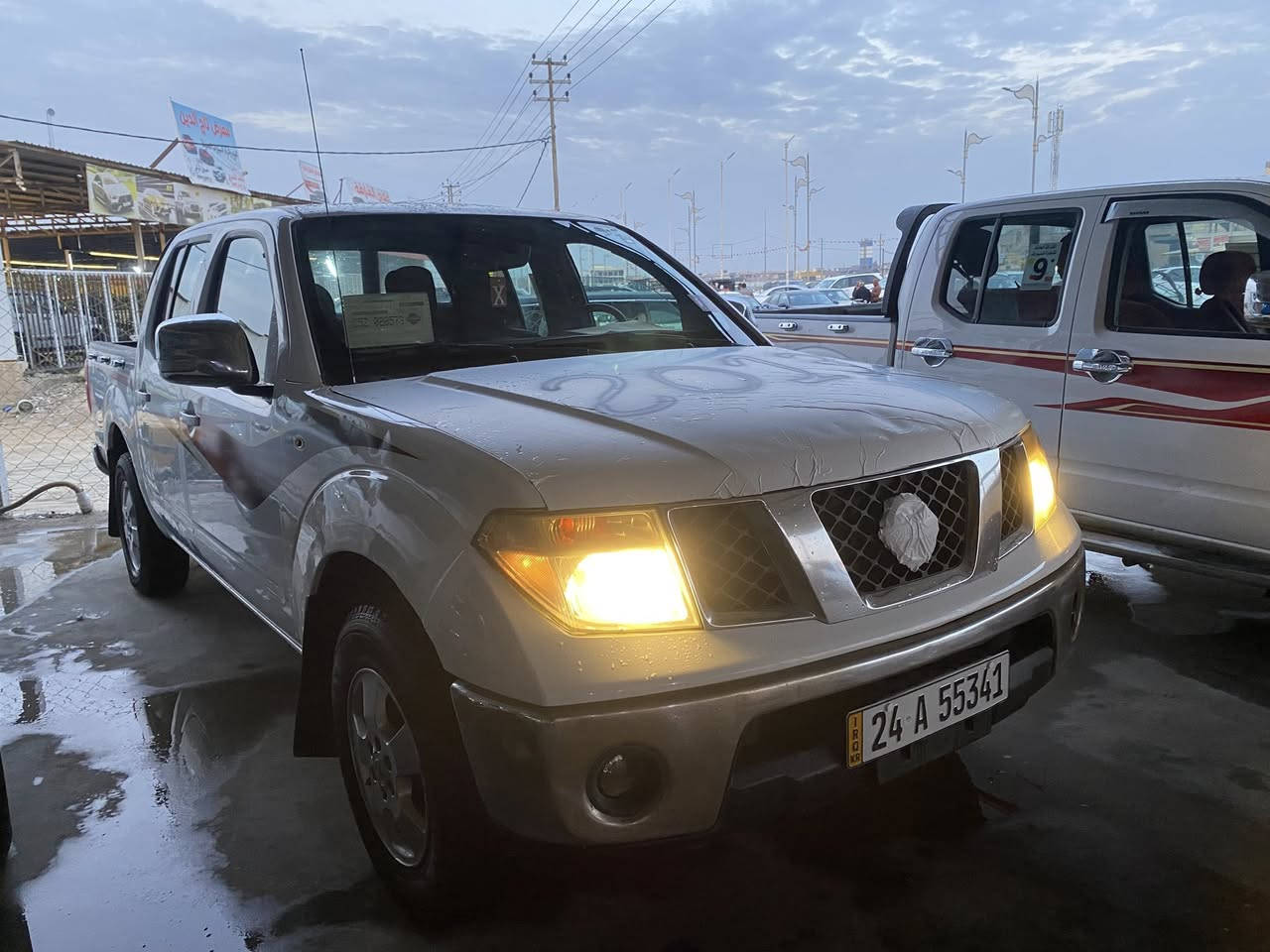 سلام عليكم
البيع نيفاره موديل 2013
كير اتماتيك 
محرك جديد  
رقم ‏دهوك رقم جديد ل30
تخم تاير 
عنوان صويره 
معرض واسط 
سعر 115بيه مجال
رقم موبايل ***********￼
