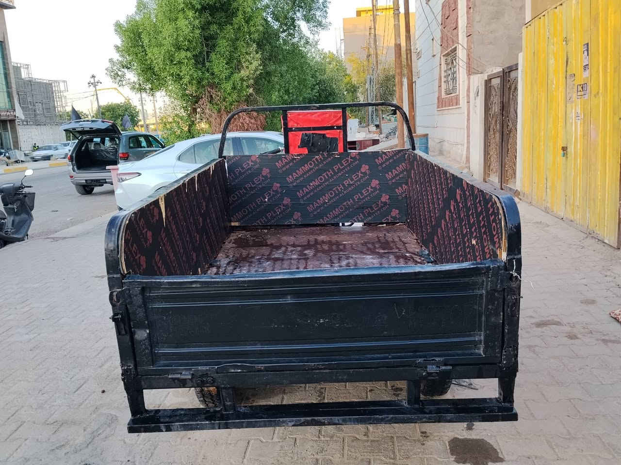 السلام عليكم ستوته للبيع كلك كلك كلك مكفوله مكينه 2024 مكينه نضيفه شرط هندر واحد بس الثالث مكطوم السعر 800 وبيه مجال مكاني كربلاء حي العامل الرقم للتواصل ***********
