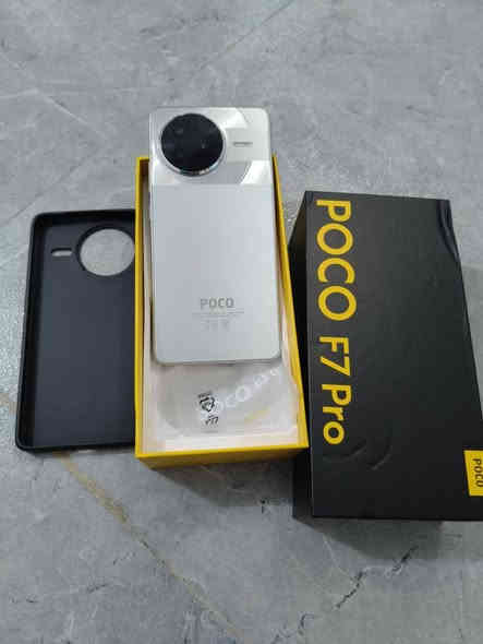 جهاز بوكو f7برو مستخدم قليل نضافه 100 ذاكره 512 الرام 12 معالج سنابدراكون gen3  بوبجي 120 فريم بطاريه 6000 شحن 90 واط مقاوم للماء والغبار صوت ستريو كامل ملحقات السعر 500 المكان ناصريه حبوبي قرب الوطني *********** ناصرية
