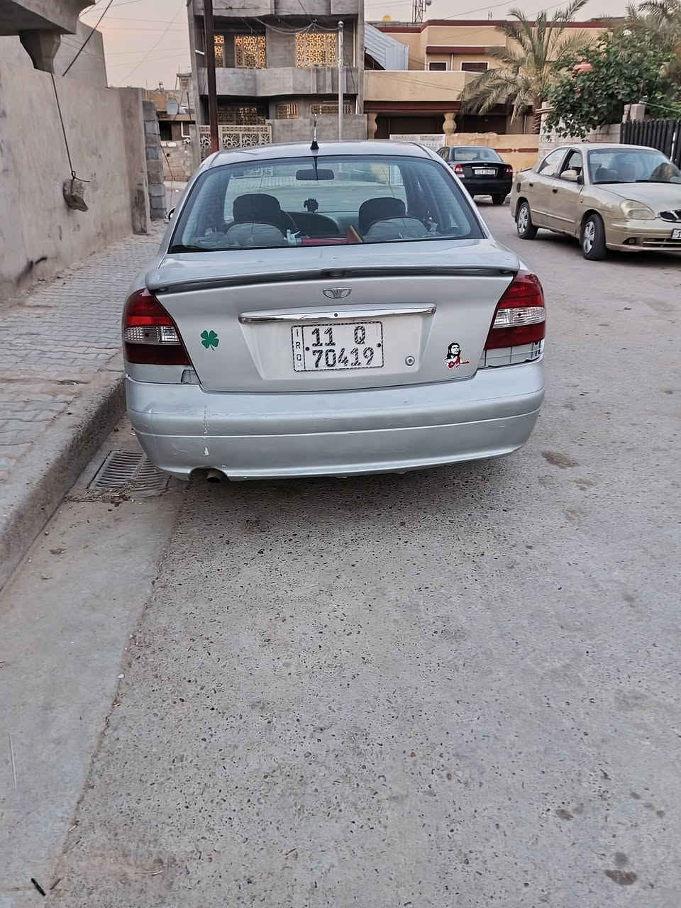 دايو نوبرة موديل 2000 كير أوتو محرك مسكر محرك وكير جدد تبريد نقص راديتر كشرها كلش حلو رقم بغداد الجديد لايت زنون كهربائيات كلها شغالة والباقي شوفت عينكم سعرها 37 وبيه مجال بسيط رقم ‏‪***********‬‏ مكاني بغداد
