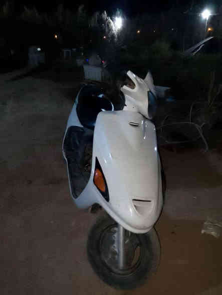 سلام عليكم دراجه لبيع مكفوله مابيه اي نقص مكاني ديوانيه الحمزه الشرقي سعره 400 وبيه مجال اتصل ***********
