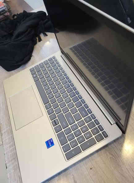 السلام عليكم 
للبيع مستعمله قليل ومواصفاتهه بلصور
***********
مموجود عالفيس
سعرهه500
