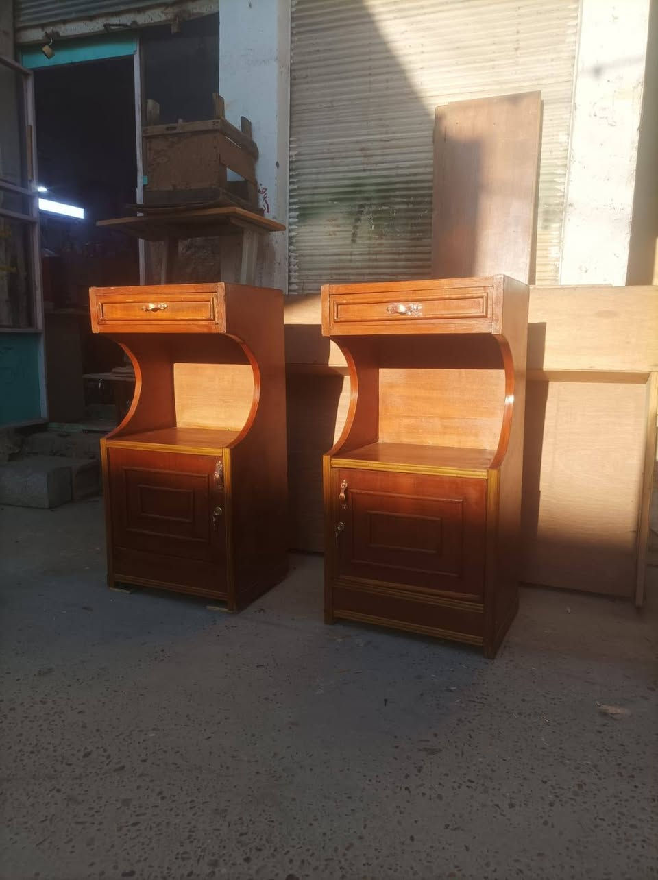 محل ياسر بوفية نجارة قياس مترين ونص السعر 110 چرابي ععد 3 البيضة سعرها 50 والصاجية على 40 ميز تواليت عدد 2 سعر الواحد 50 كومديات 2 سعر الواحد 15 اذا ثنينها ب25  للاستفسار الإتصال على الرقم *********** او مراسلة الصفحة
