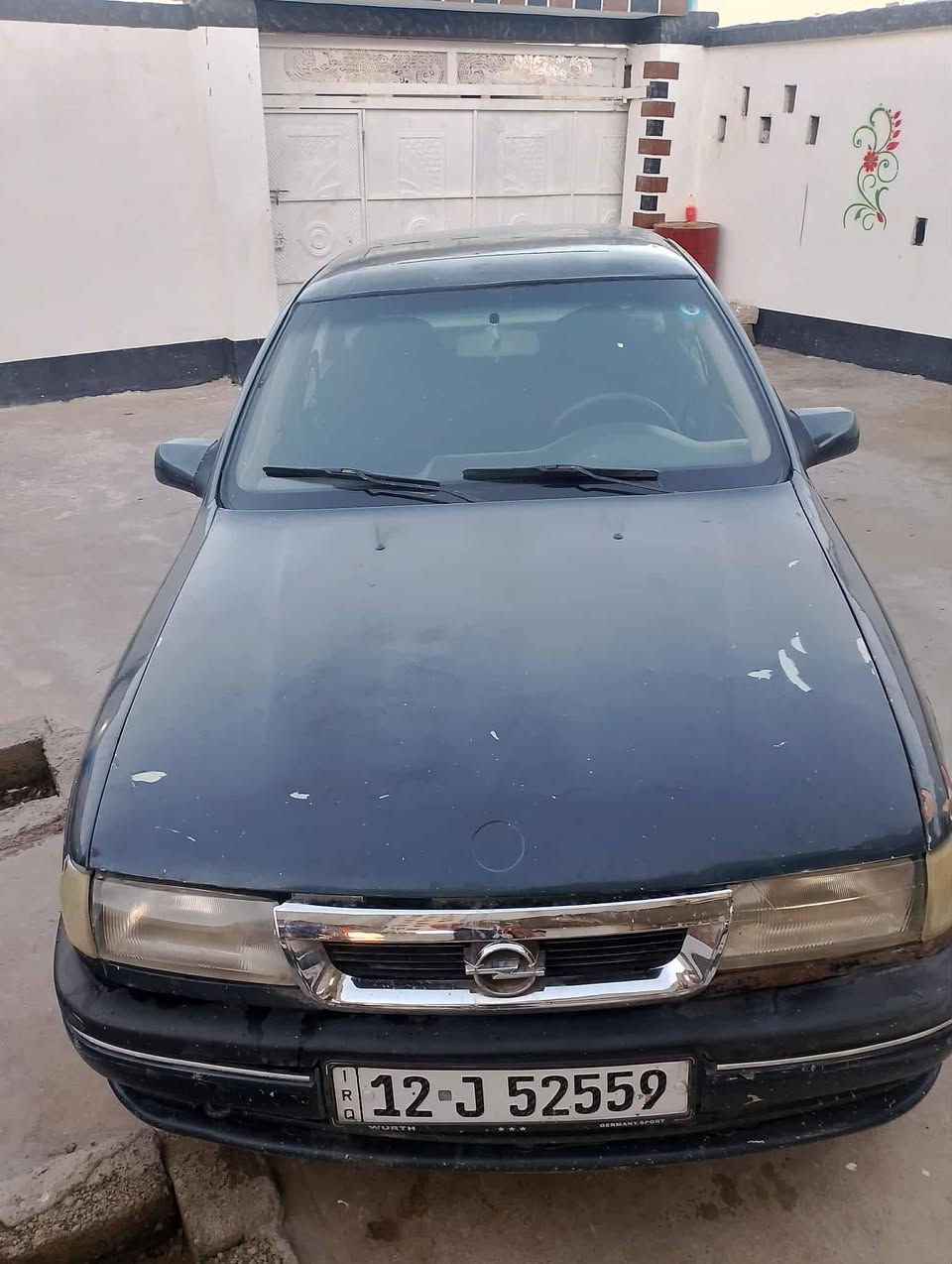 السلام عليكم اوبل فيكترا موديل 90حجم 18اصلي مامحور للبيع يرادله شويه مصرف مابيه دواخل نضيفه السعر 36وبيه مجال مكان السياره قريه العاشق منطقة الكسك ***********او***********
