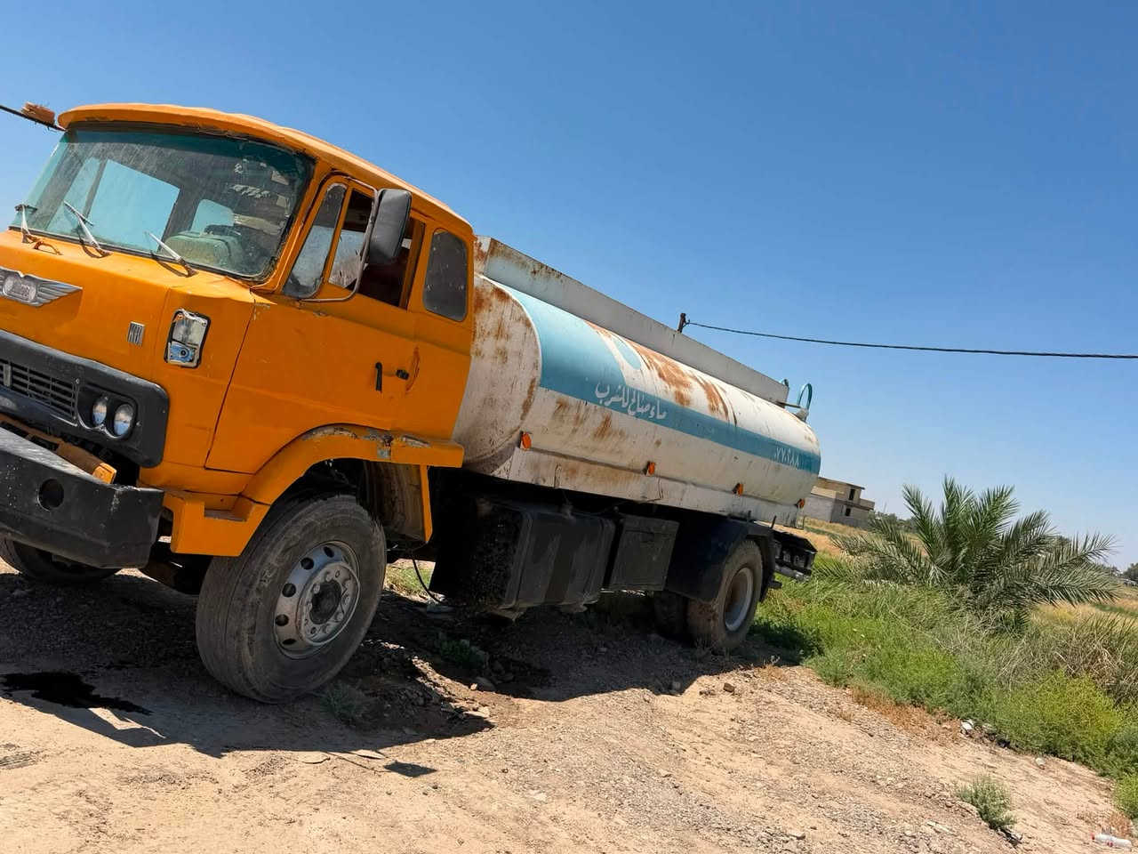 سلام عليكم هينو تنكر البيع محرك وكير وكسل مكفولات رقم بغداد تانكي 16الف تحويل موجود السعر خاص ***********
