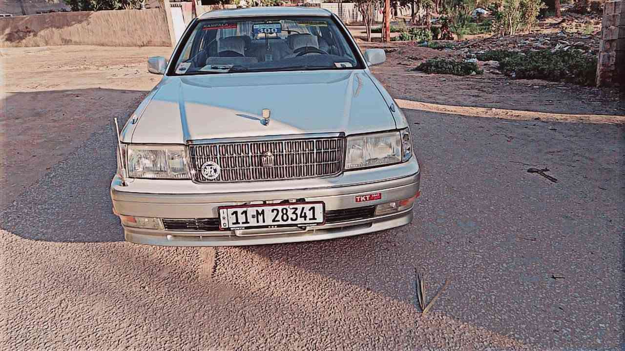 راس الثور مكفوله كفاله عامه رقم بغداد نكليزي مكينه 2500  تبريد يشتغل سياره جاهزه من كلشي   تخم تاير حداديه كله جديده العنوان كوفه ***********
