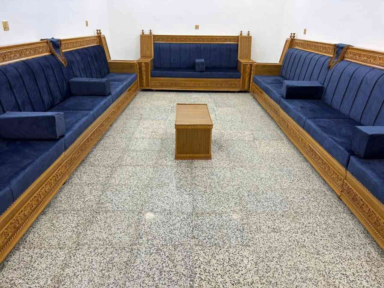 السلام عليكم
1..سعر متر ديوان #الصاج 175/ نشتغل قسط بدون تحميل 
2..سعر متر ديوان #المودرن 100 
 *********** واتساب يقدم معرض بيت الزان  لزبائنه الكرام أحدث موديلاته من الدواويين  الصاج و الملكيه والمودرن  بمواصفات راقيه
 مع ظمان حقيقي لمدة 20 سنه من تاريخ الاستلام  مع طابوريه وكوشات
ملاحظه:: نعمل حسب طلب الزبون من تغيير لون القماش وحسب القياسات الزبون ولدينه كادر يذهب لمنزل الزبون لاخذ القياسات
المكان تكريت
تفاصيل اكثر مراسلة
