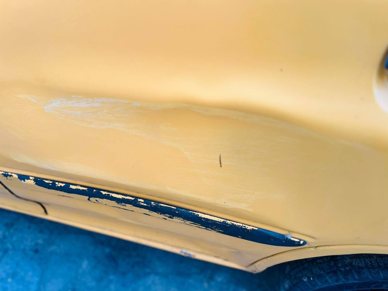 سلام عليكم سياره سايبه البيع 2012
رقم جديد مصفره هيئة وغرمات شاشه دوشمه جديد 
خير من الله مكان بغداد حي جهاد كرخ سياره بيه صوت بل بور سعر23

***********
