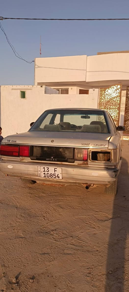 سلام عليكم سياره للبيع كامري موديل 88 رقم ميسان نكليزي بسم ابن عمي محركه حاويه السعر 20وبيه مجال المكان واسط قضاء الحي الاستفسار عله الرقم ***********/***********
