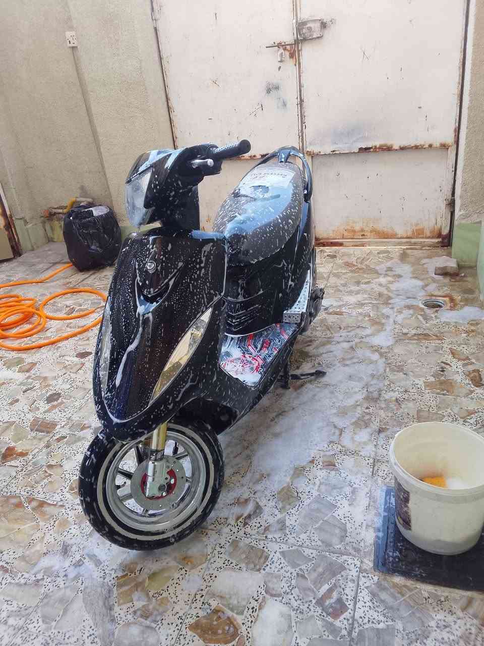 السلام عليكم ماكس عدله للبيع بوشه 49ابلادي ما مفتوحه كهربايات كله شغاله تشتغل سلف وهندر محرك ناعم بيه ويل كب شلعه ومعدل اتخبل اوراق بسمي السعر 850 رقمي ***********
