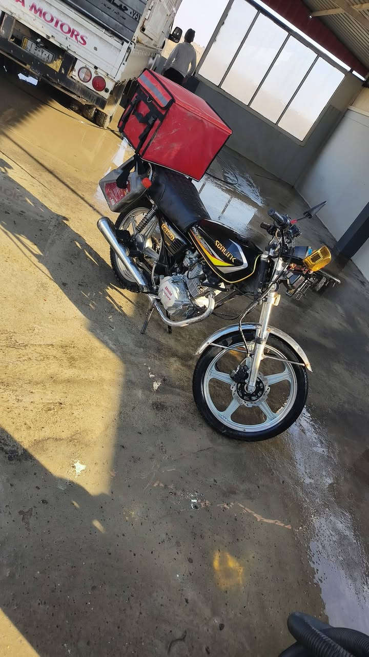 سافين موديل 2020 خمسة كير سلف
معمر جديد محدث 2024 ماعده الويل كهربائيات شغالة سلف شغال دبلات كلها شغالة 

ماطور مال جناي ما تصرف علي ربع

 السعر 450
أو مراوس بـ تايگر حسب القناعه
 ```العنوان الشركاط_جميله

هـ/ ***********
