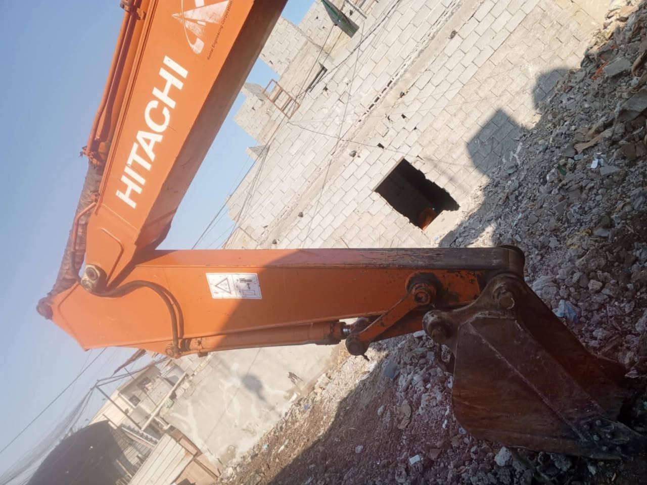 حفاره زت ثري 2008للبيع جاهزه للعمل 
للاستفسار الاتصال ***********
مكان بغداد معروضه 3بيها مجال
