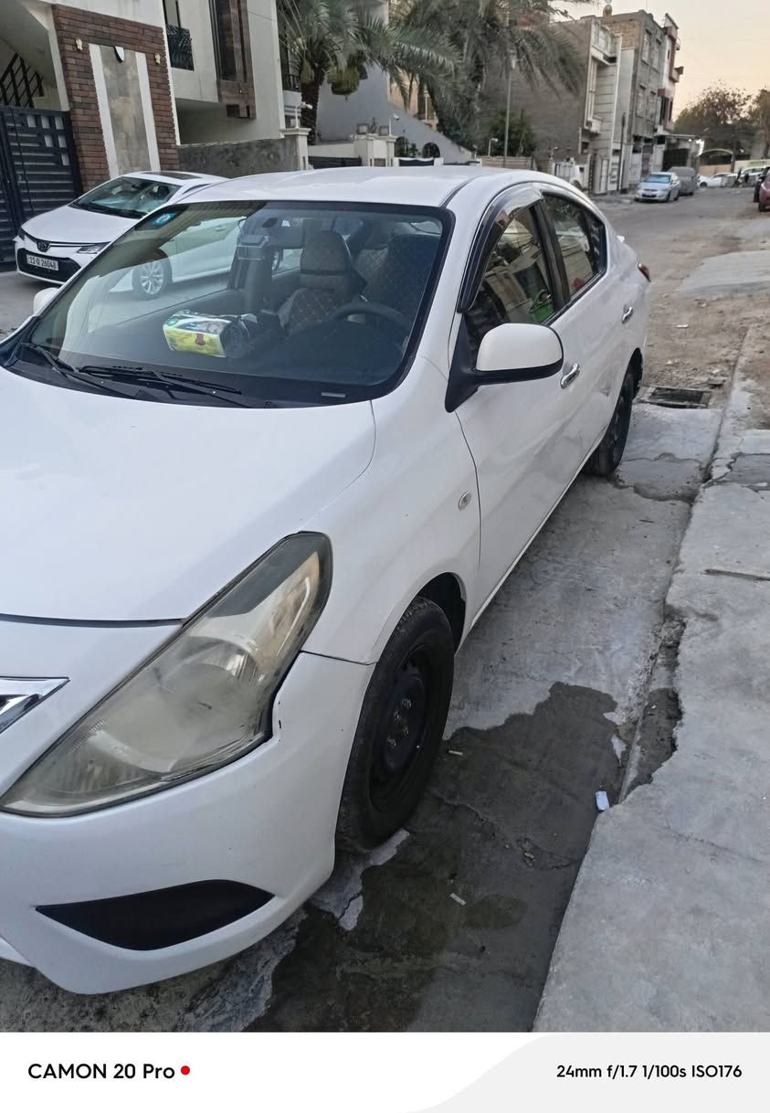 سلام عليكم نيسان سني هندي 2019
بيه صبغ دعاميه خلفيه 
بيها طخات وبيها حالوب 
كير ومكينه مكفوله
سعر 85 بيها مجال 
***********
