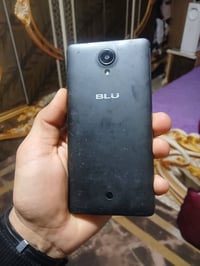 تلفون امزون نضيف وشغال  سعره ٤٠ الف والتوصيل مجاني ٠٧٨٧٤٥٠٤٠٣٣