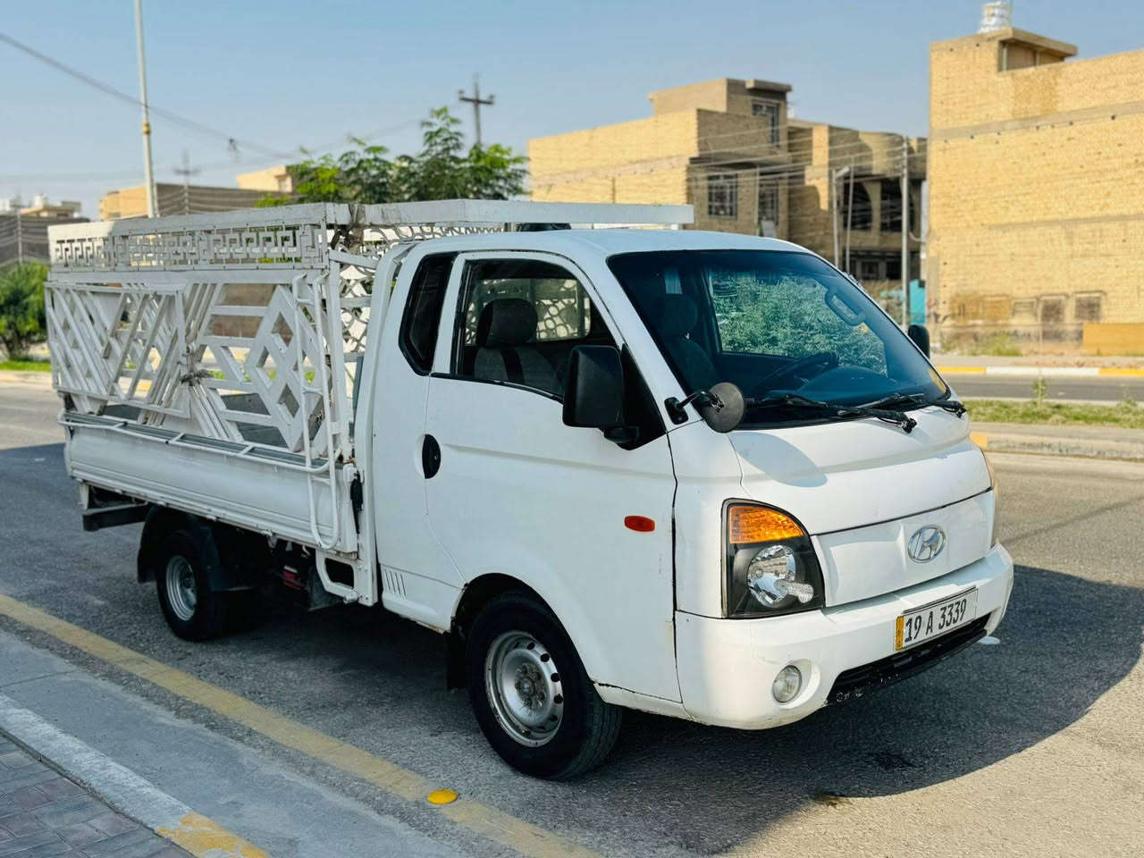 كيا هونداي موديل 2004مكينه 3000كير او مكينه مكفولات شاصي مكفول تبريد ثلج حداديه جديده تخم تاير سياره جاهزه اي نقص مابيه رقم كربلاء نكليزي بسمي سنويه جديده لل31السعر 73مكان سياره كربلاء للاستفسارمكلف بنشر ***********/***********
