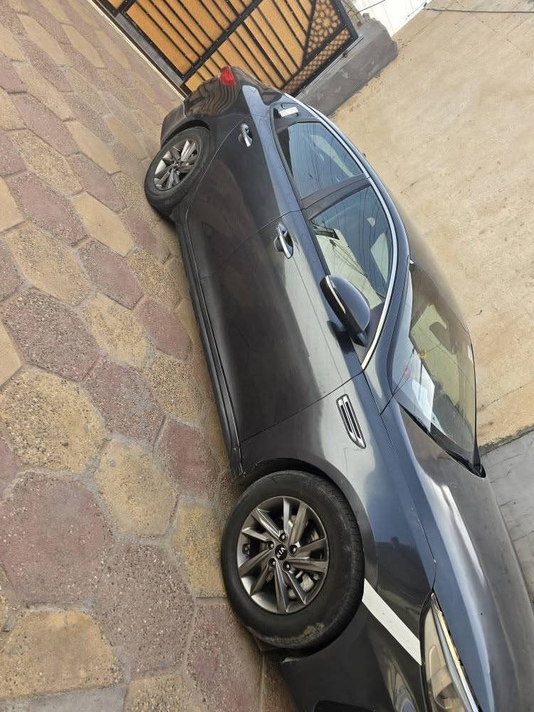 كيا اوبتيما موديل 2020 سياره جانت معوقين وهسه صاره حره شوف العين احله من الصور حداديه 80بلميه تبريد ثلج 
عنواني البصره كرمه علي اللطيف رقم *********** السعر 125 وبيها مجال البصرة, العراق
